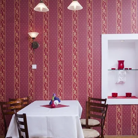 Bed & Breakfast Rezydencja Arabeska