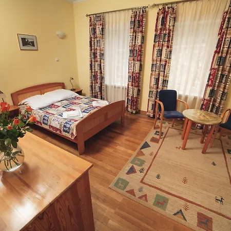 Bed & Breakfast Rezydencja Arabeska