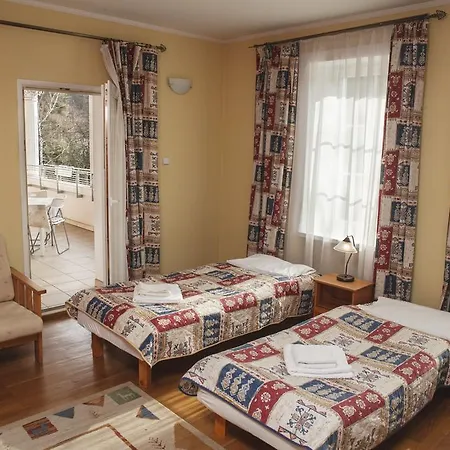 Bed & Breakfast Rezydencja Arabeska Lądek-Zdrój